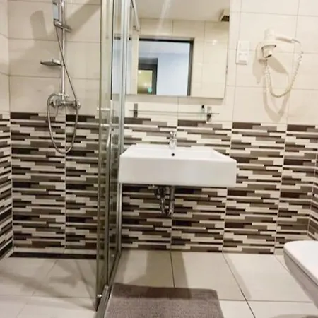 Budapest- Podmaniczky Unit 5 * Βουδαπέστη